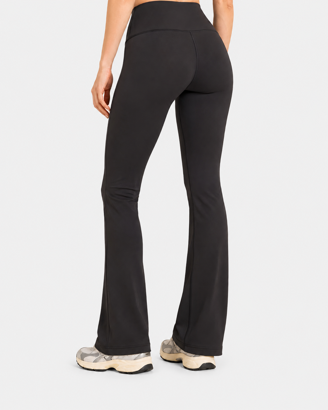Elyra Soft Flare Black