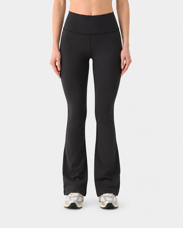 Elyra Soft Flare Black